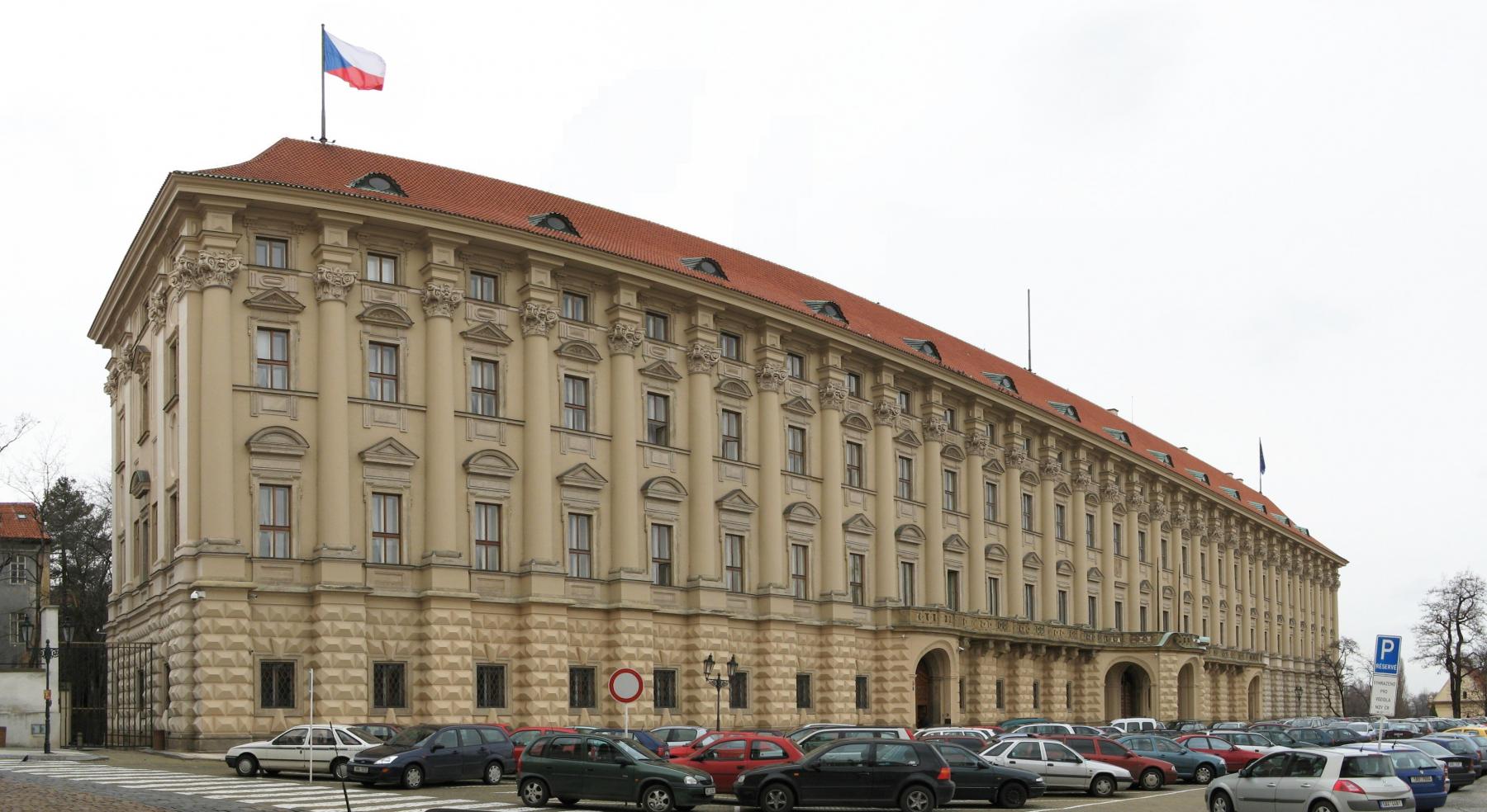 Kraj představil v Černínském paláci českým diplomatům svá inovativní i tradiční odvětví 