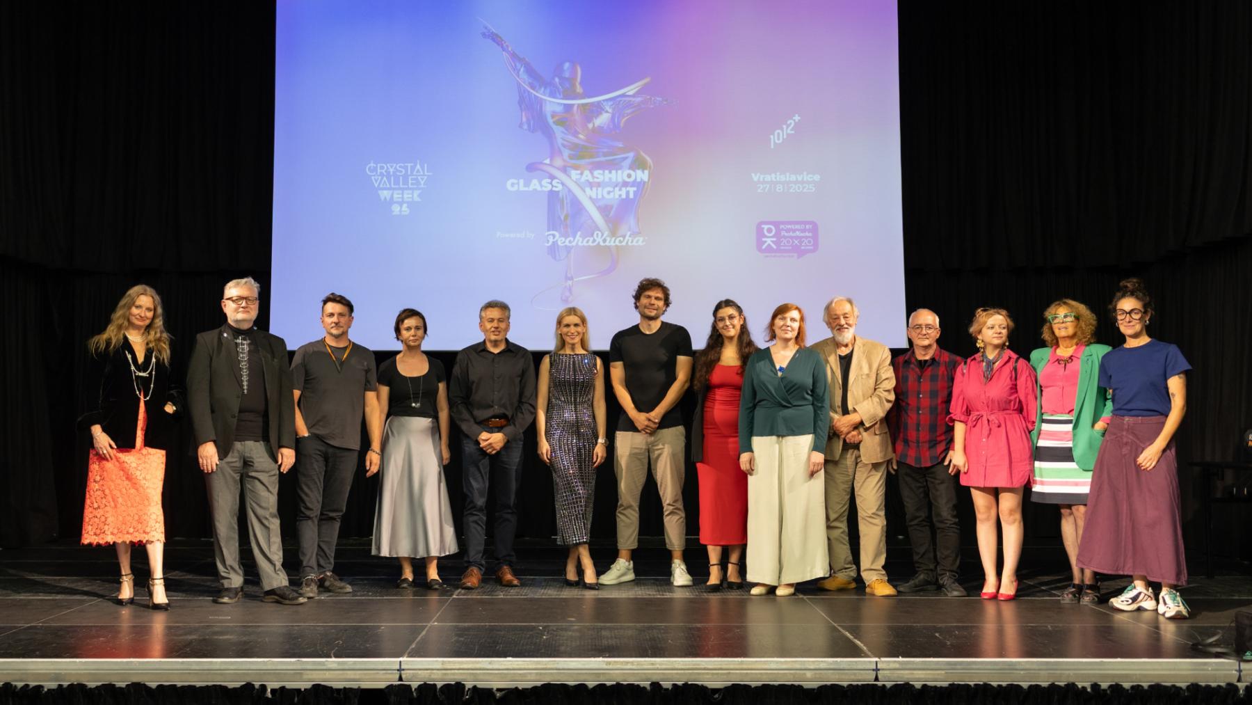 Když se móda potká se sklem: Glass Fashion Night představila české i zahraniční umělce 