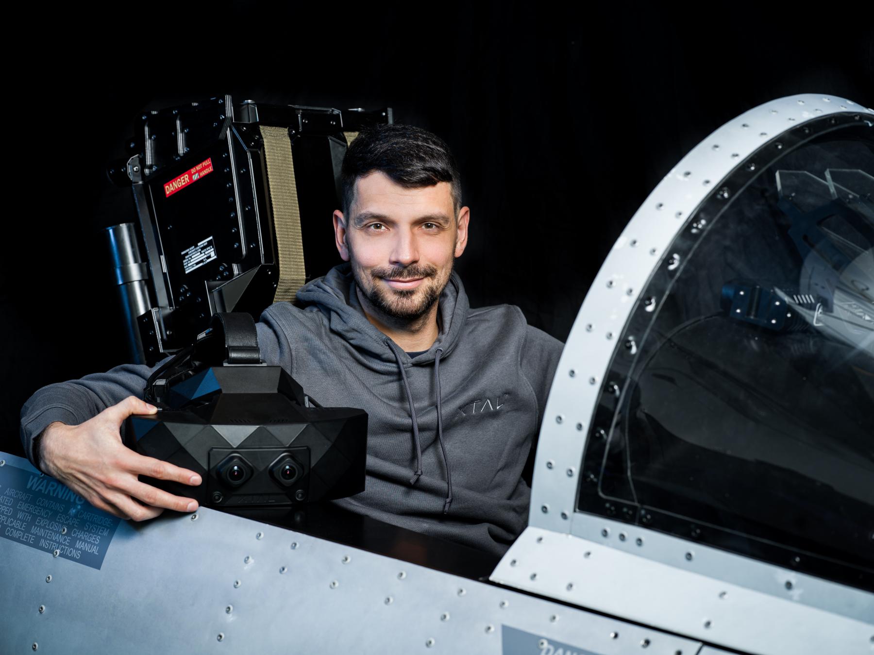 VR brýle pro výcvik nejlepších bojových pilotů světa vyvinul český startup s libereckou stopou